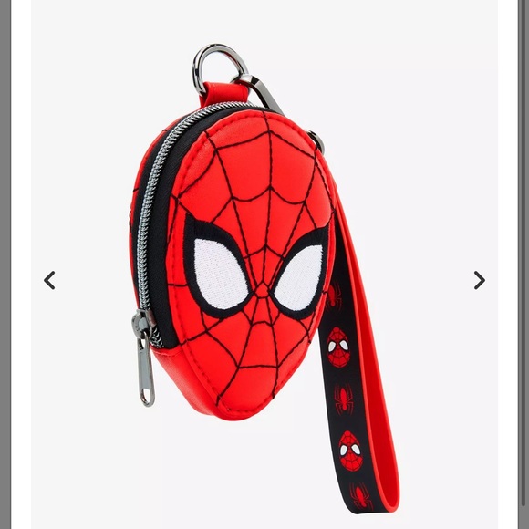 Loungefly Marvel Spider-Man Quilted Mask Set main image 10